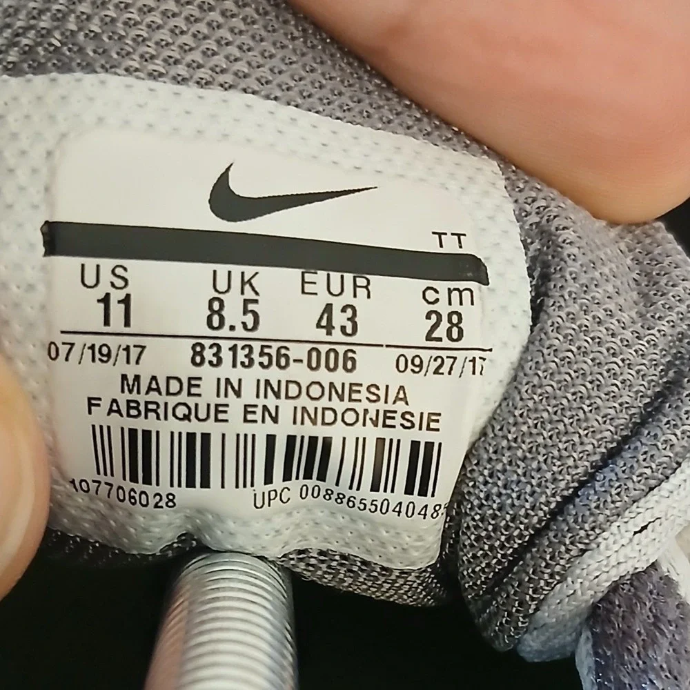 Nike Zoom Pegasus 33 Womens 11 Grey Running Shoes Sneakers 831356-006
